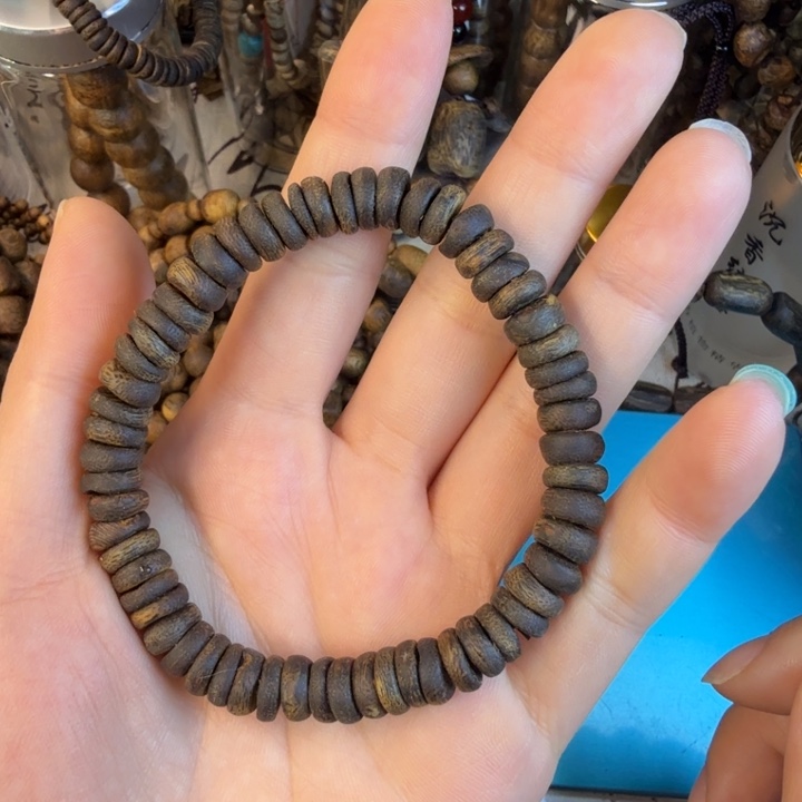 沉香沉香碎屑莺歌绿奇楠08沉水厚片片10.克