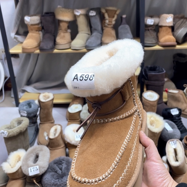 39码厚底阿底派栗色一双