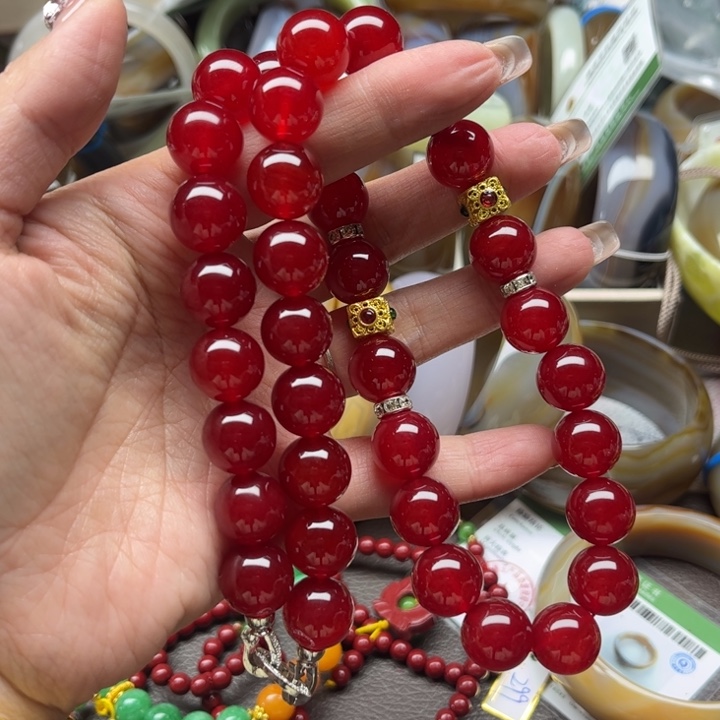 玛瑙/玉髓颈饰未镶嵌