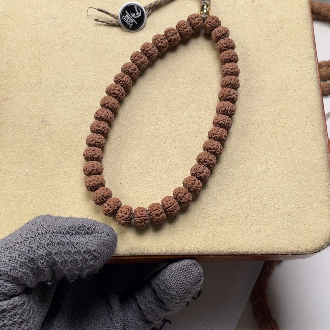 突***破金刚菩提吊坠老树王