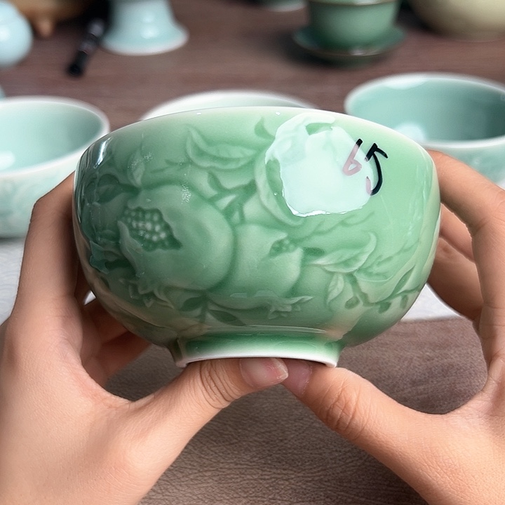 龙泉云间青瓷小米茶器