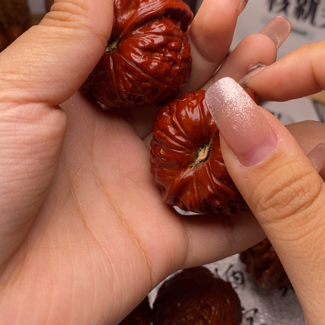 T***m文玩核桃文玩核桃