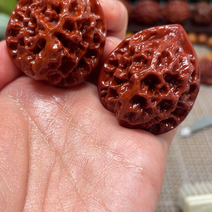 桃核把件帝王文玩核桃36