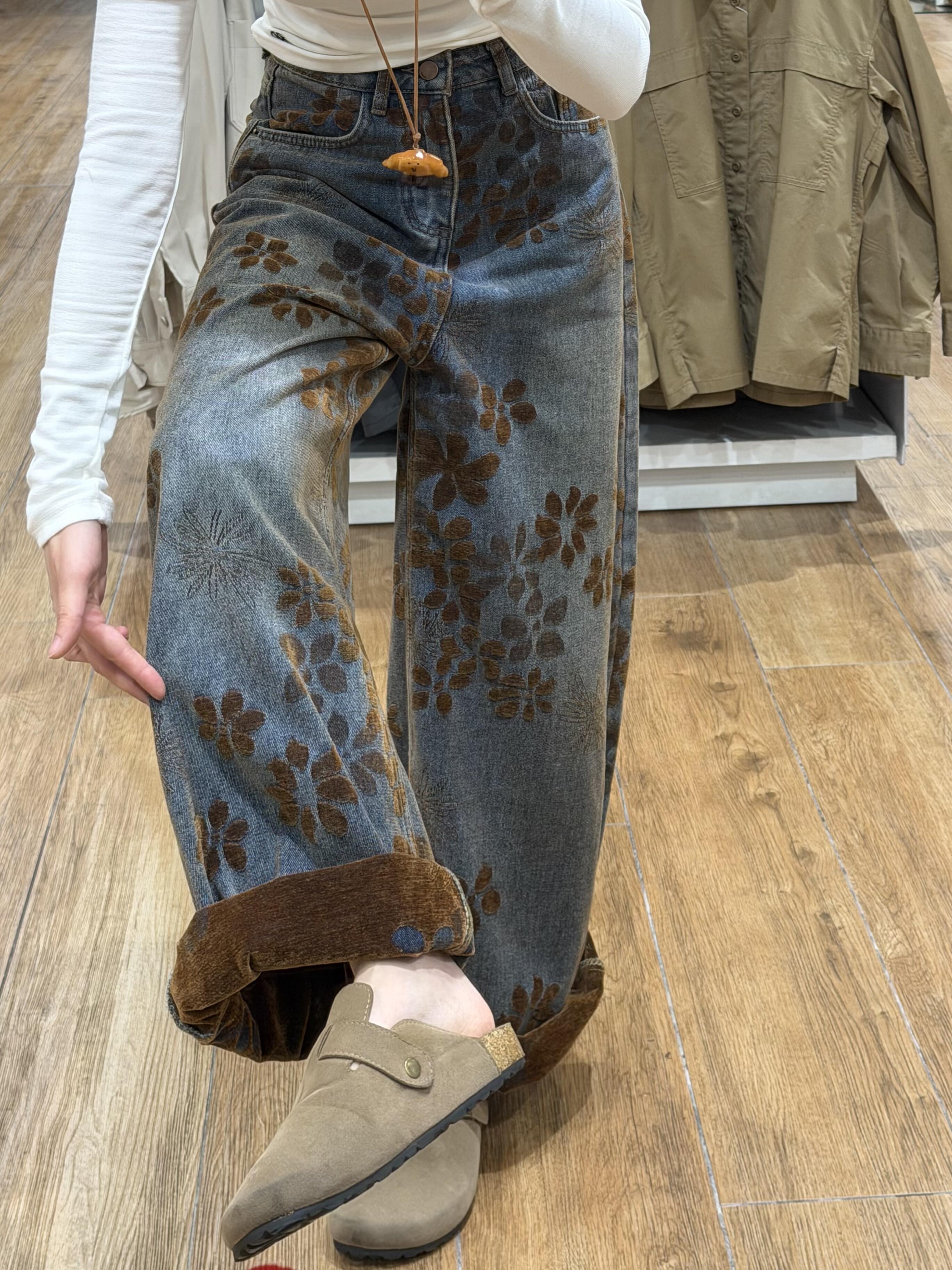 美式复古提花阔腿牛仔裤女秋冬加绒款大码胖mm高腰宽松显瘦弯刀裤