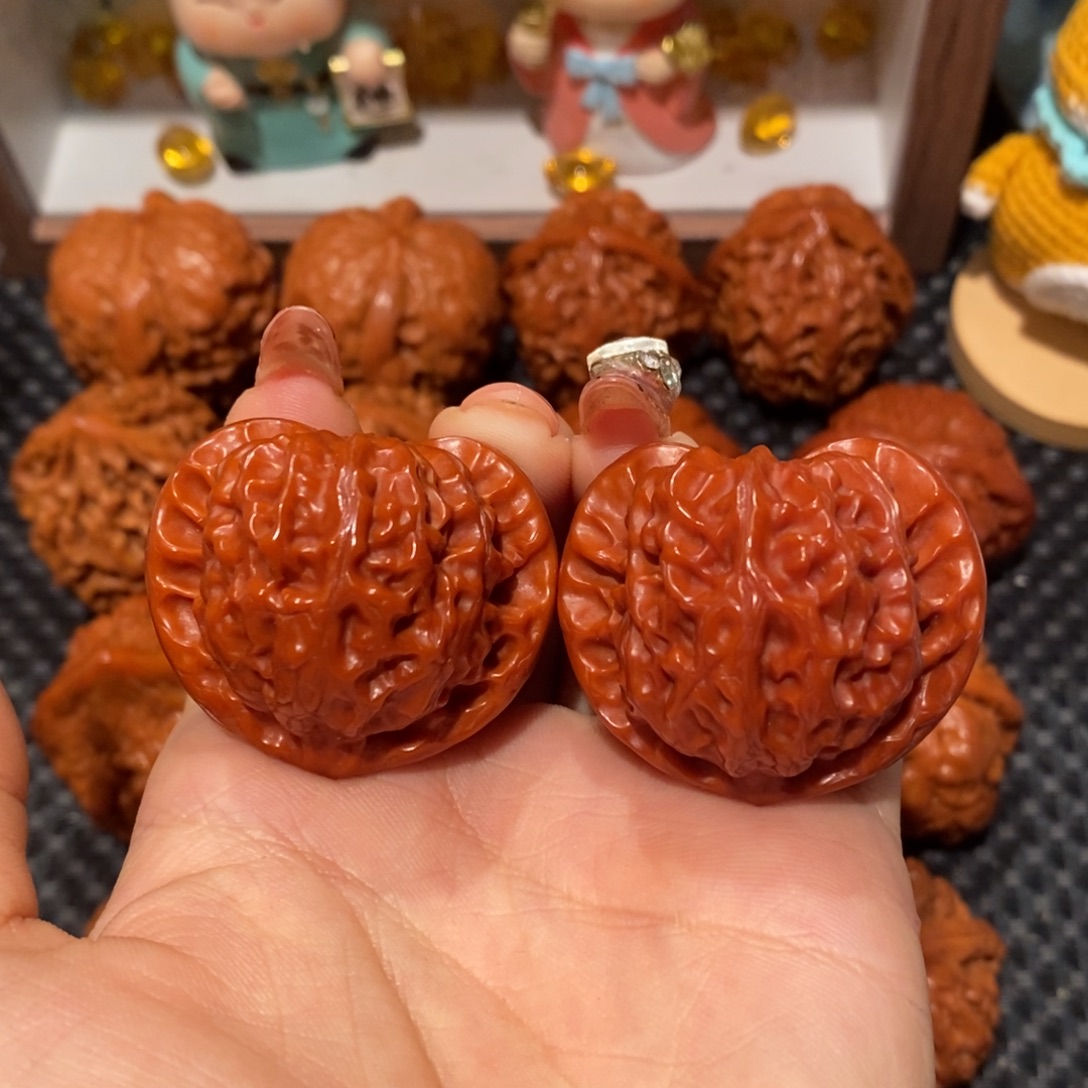 桃核吊坠38.8桃心宫灯1290