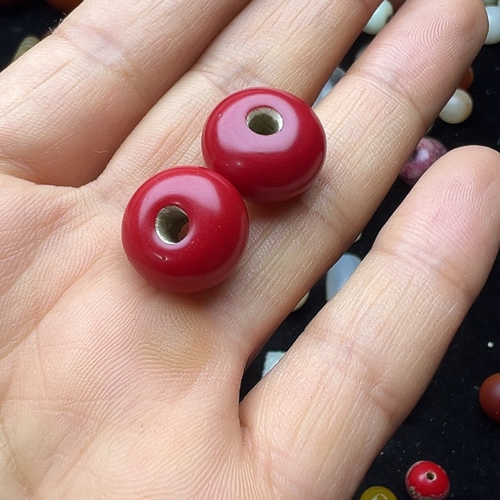 依***心玛瑙/玉髓合金耳钉玛瑙等多种珍贵文物和珍贵