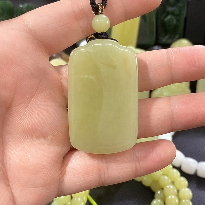 和田玉未镶嵌吊坠(不含链)