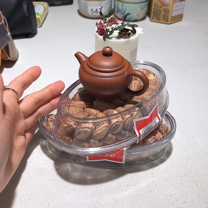 瓷片Eriofgkkghjjghhhhyyy