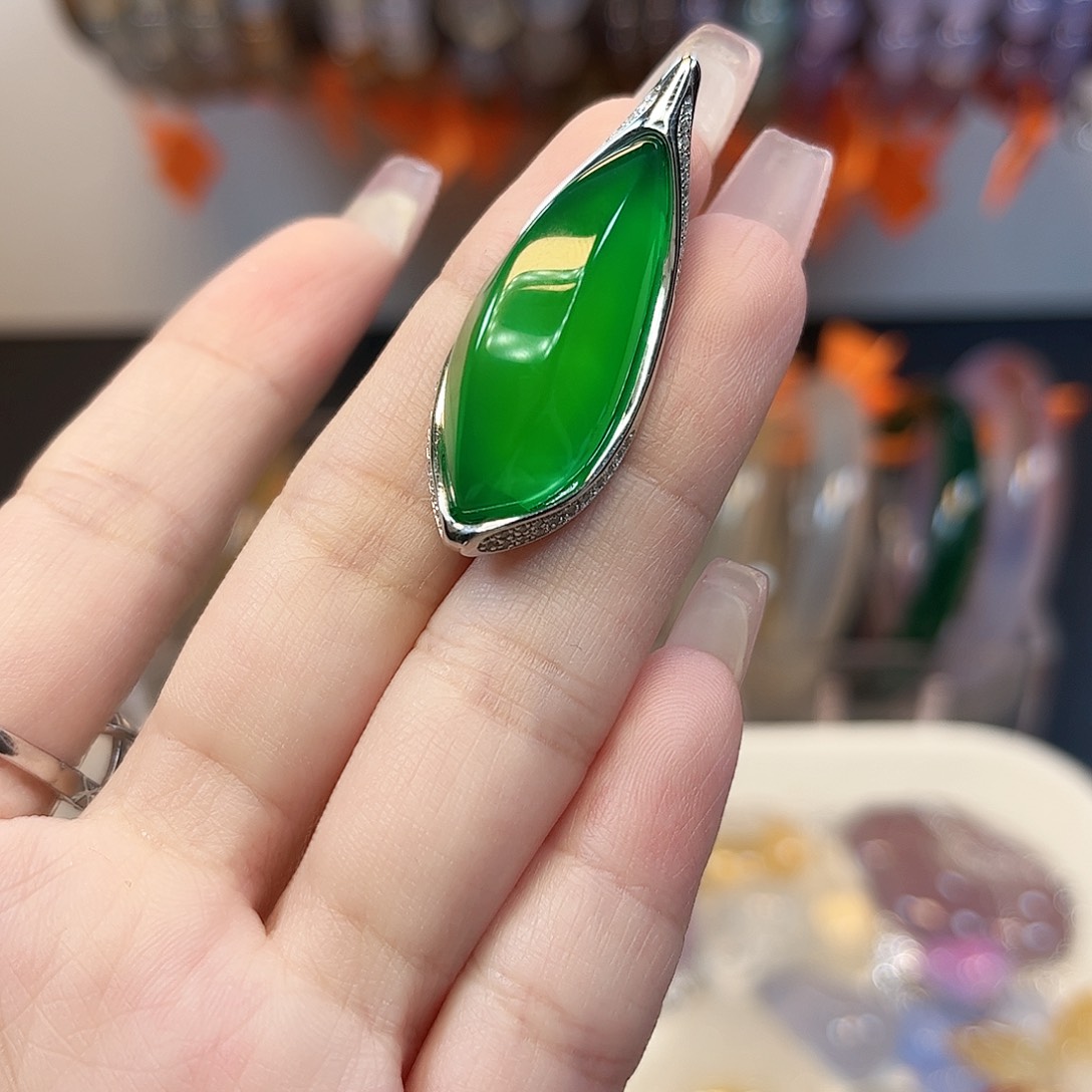 玛瑙/玉髓银S925镶嵌颈饰