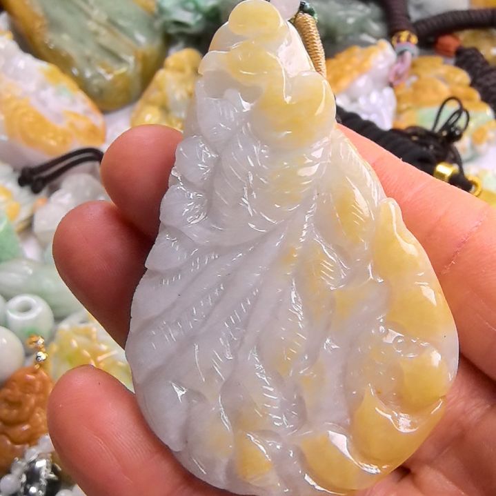 翡翠颈饰未镶嵌吊坠