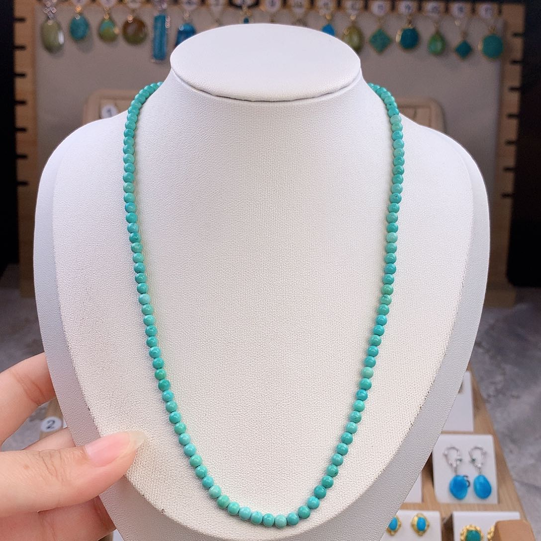 绿松石未镶嵌颈饰