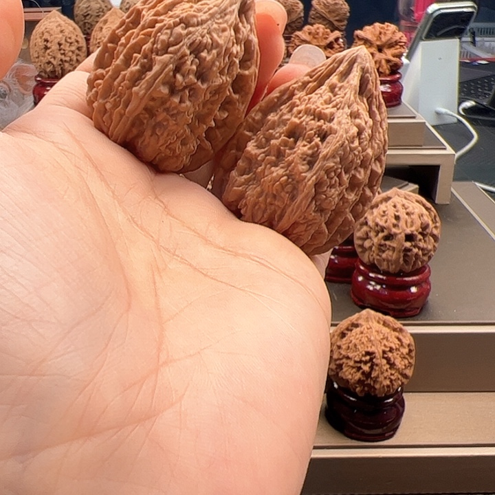 把件文玩核桃35 塔尖 w-037