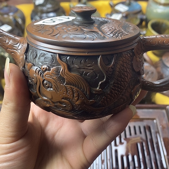 ₍***₎建水紫陶汉瓦壶210毫升左右