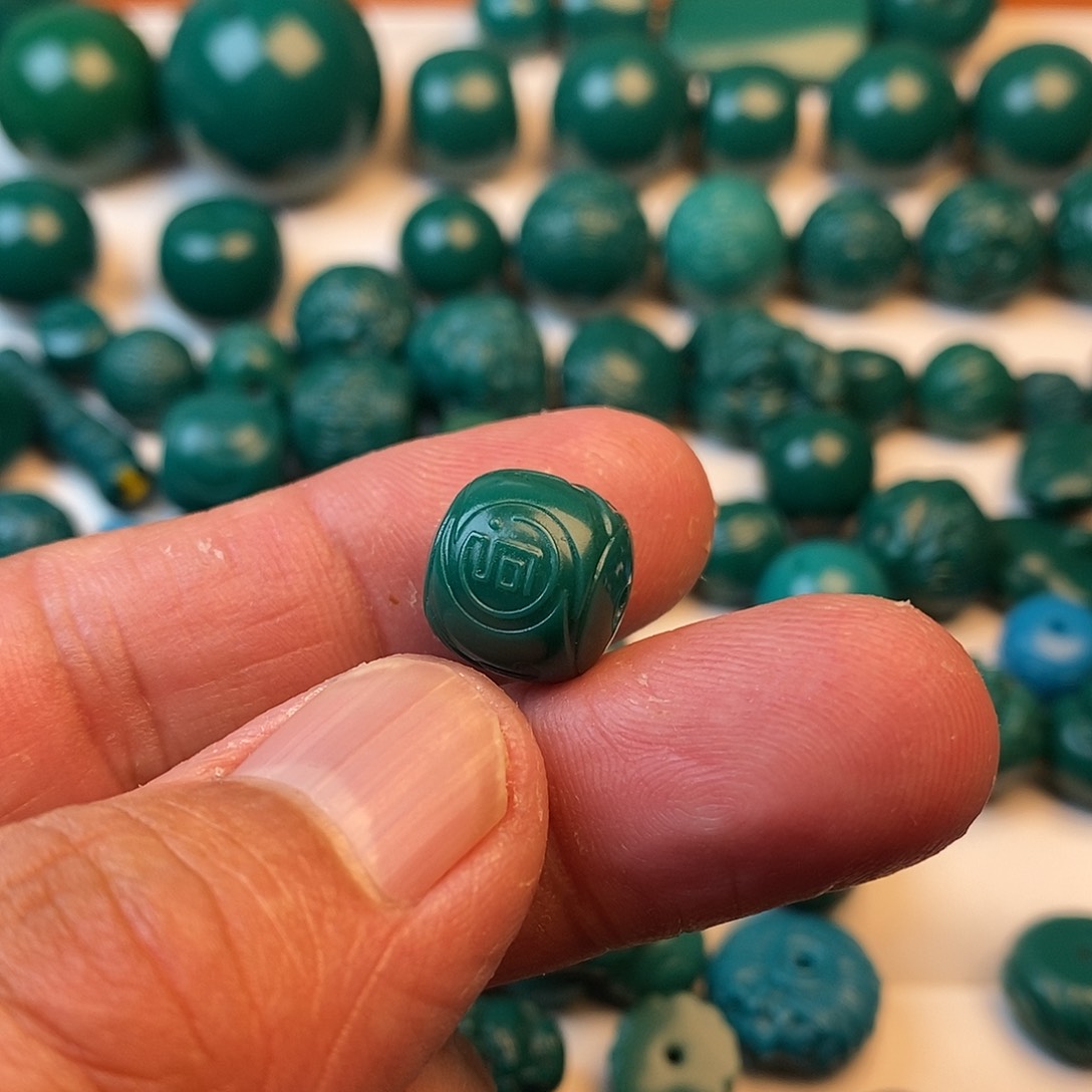 琉璃颈饰等**你1111111111111111111