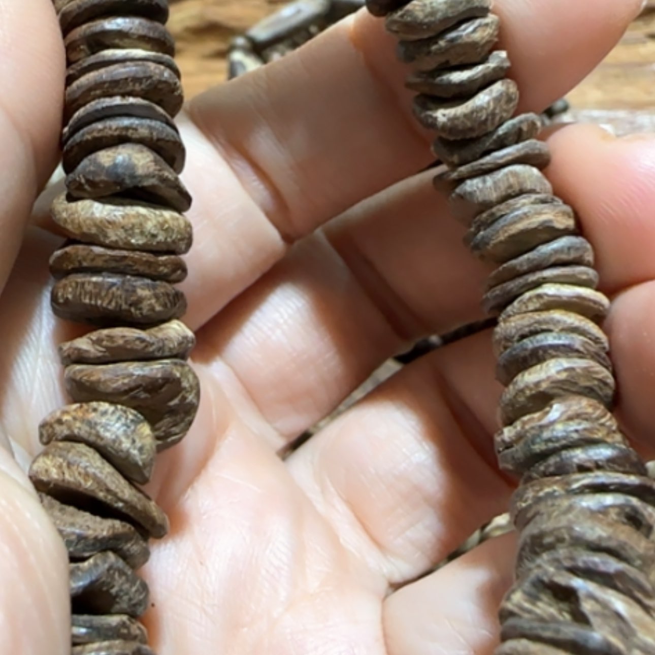 【闪购商品】沉香手串西马沉香随形手串10.9克