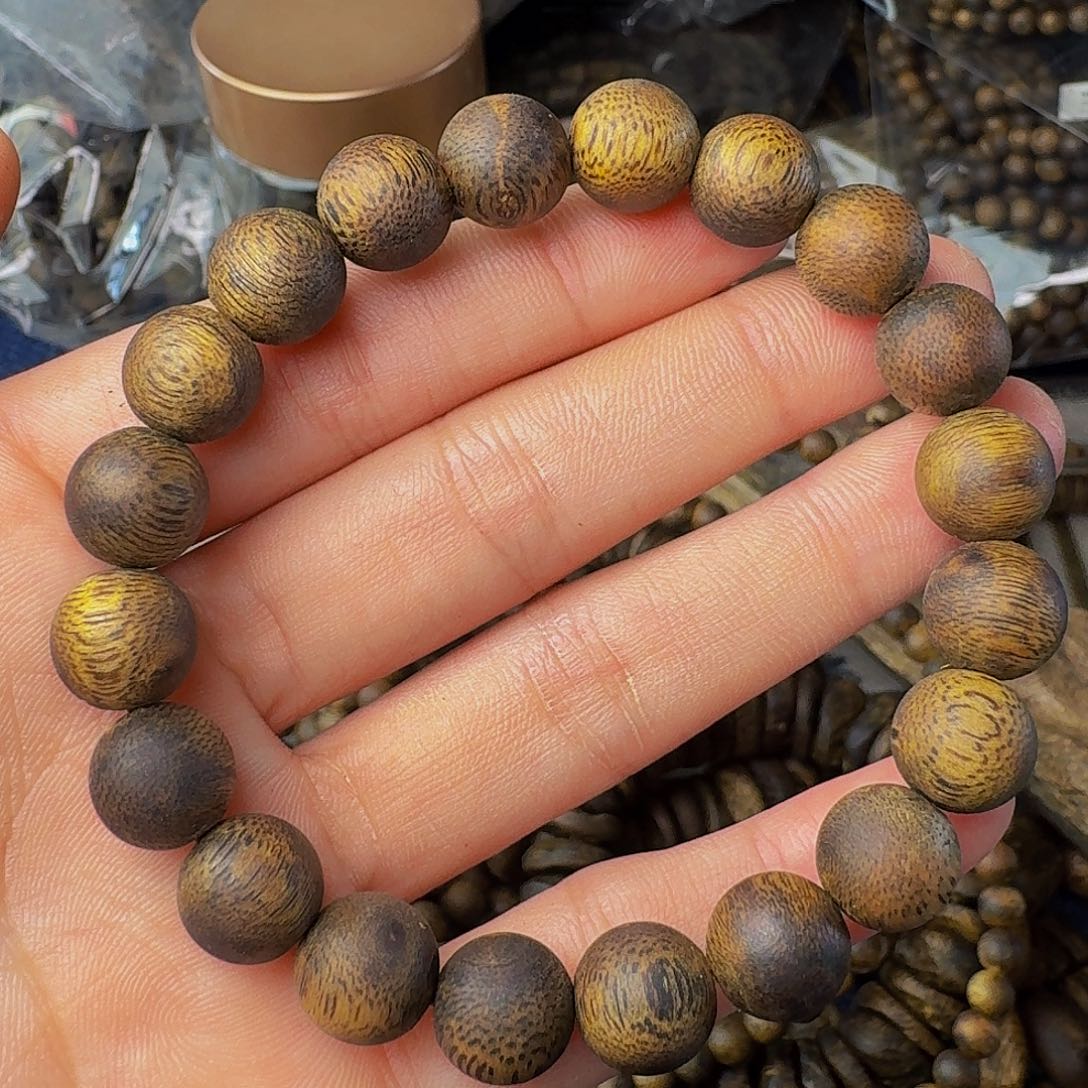 沉香手串沉水浮1:0-10克圆珠