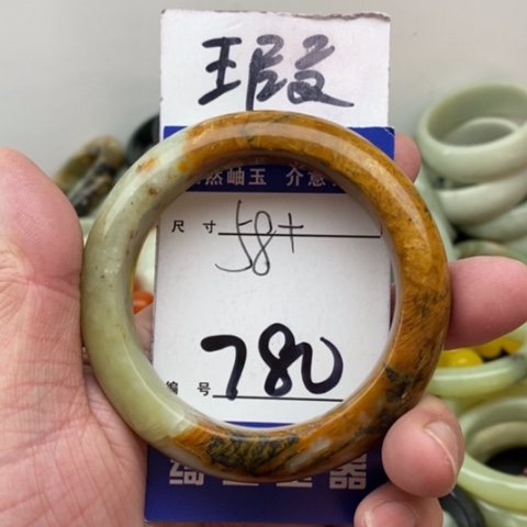 未镶嵌蛇纹石玉手镯
