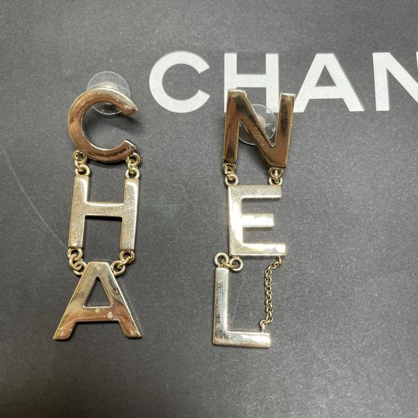 95新 Chanel/香奈儿 范大范春夏浅金色大字母耳钉/7729 4922