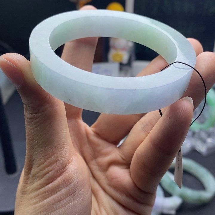 定制翡翠翡翠手镯未镶嵌