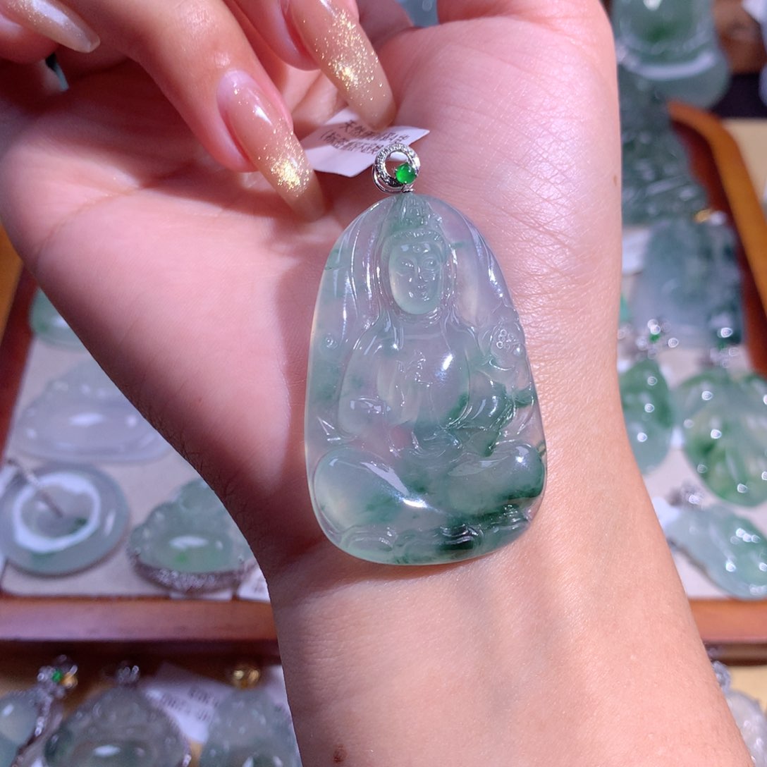 翡翠吊坠(不含链)18K金镶嵌