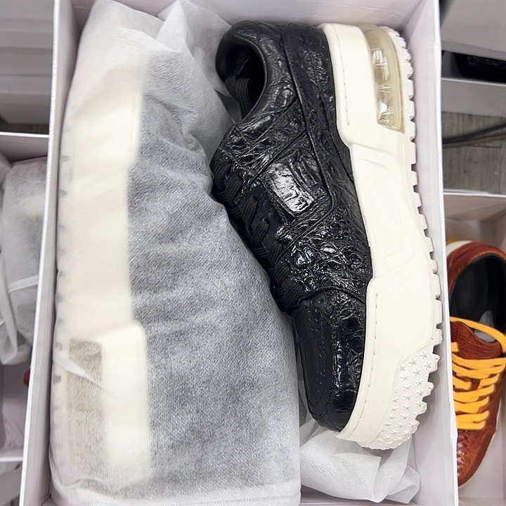 凯***哥织物湾鳄板鞋40码