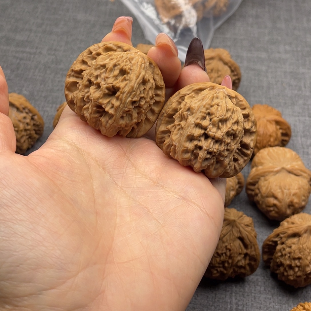 吊坠文玩核桃闷白42