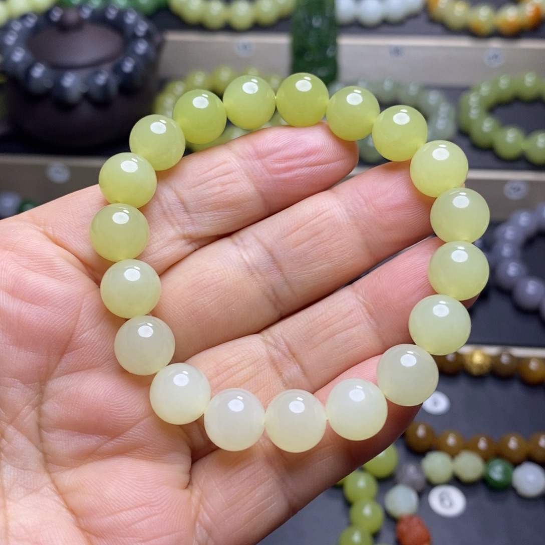 和田玉未镶嵌手串