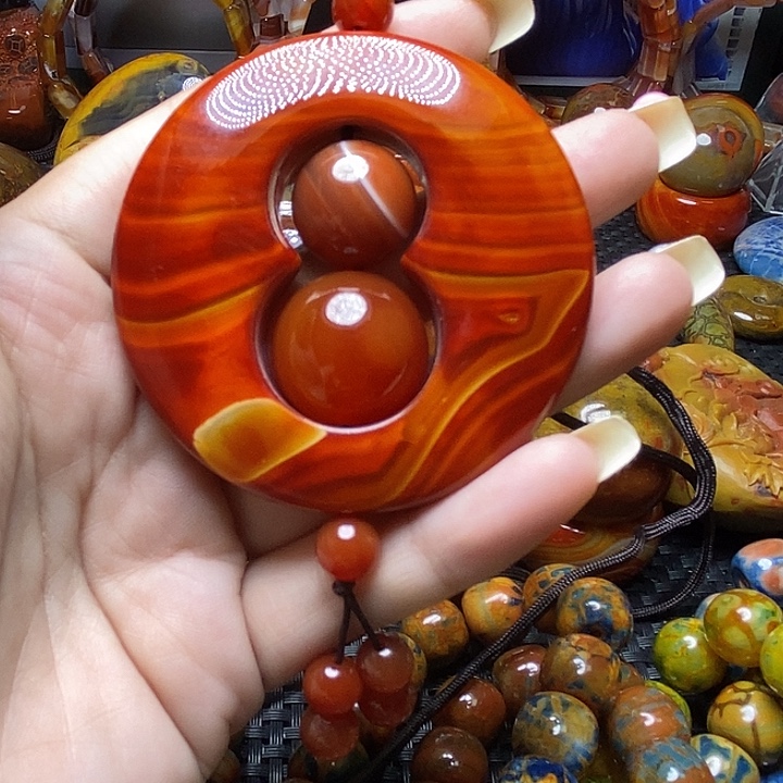 康***垫玛瑙/玉髓未镶嵌手链