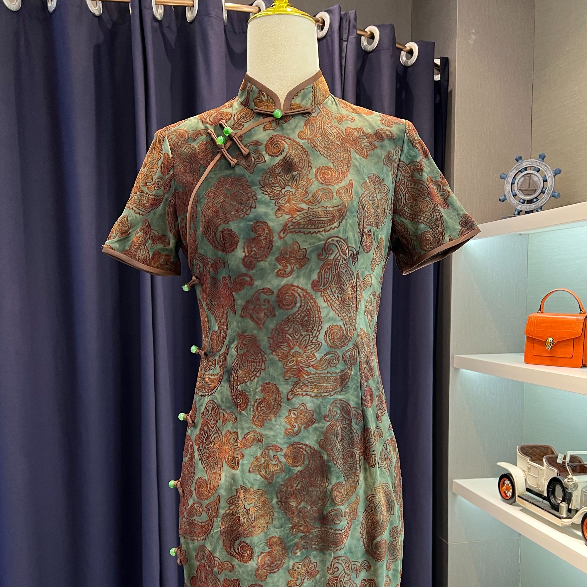 新款春夏民国复古植绒提花显瘦修身长款旗袍（腰鼓花）