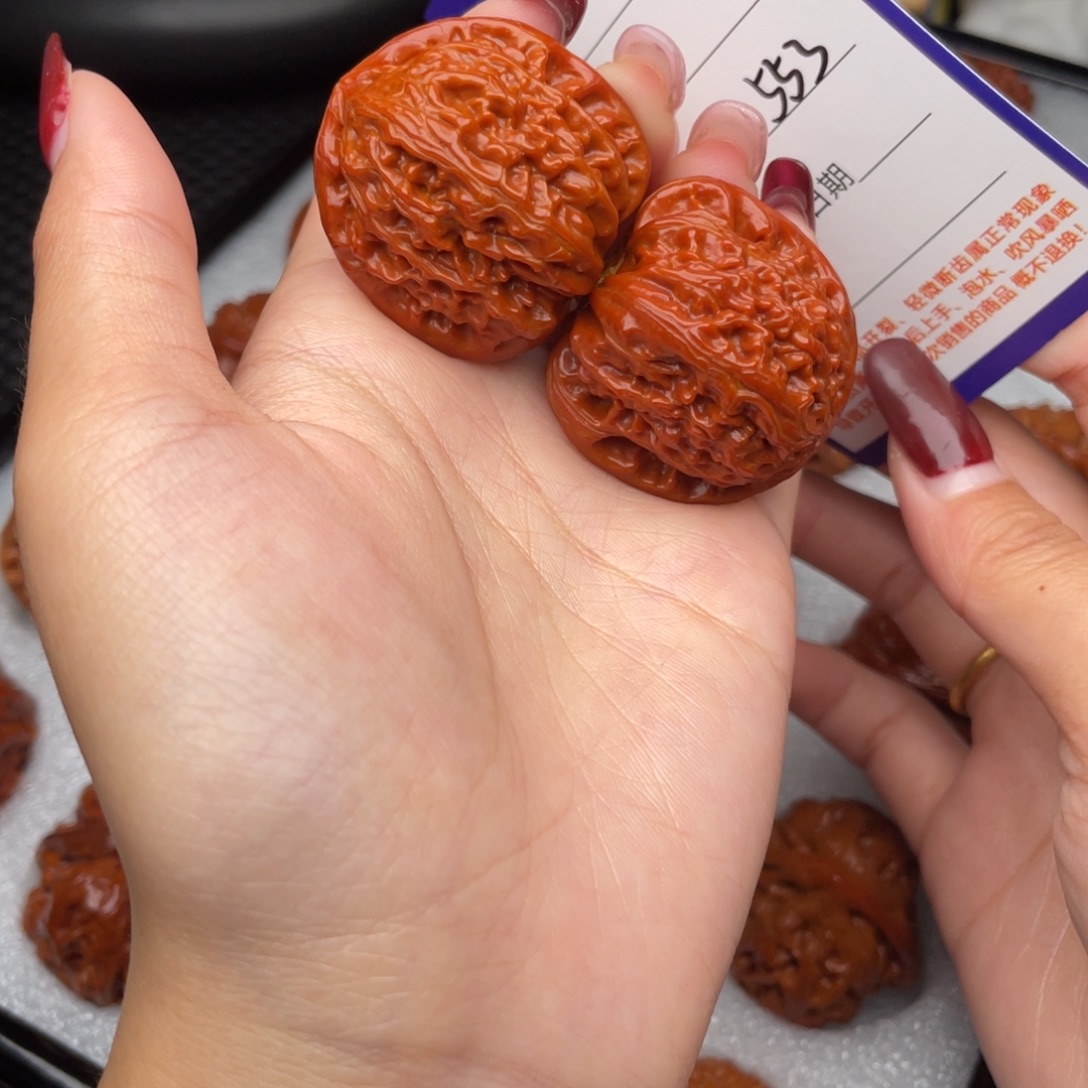 桃核把件34白狮子553