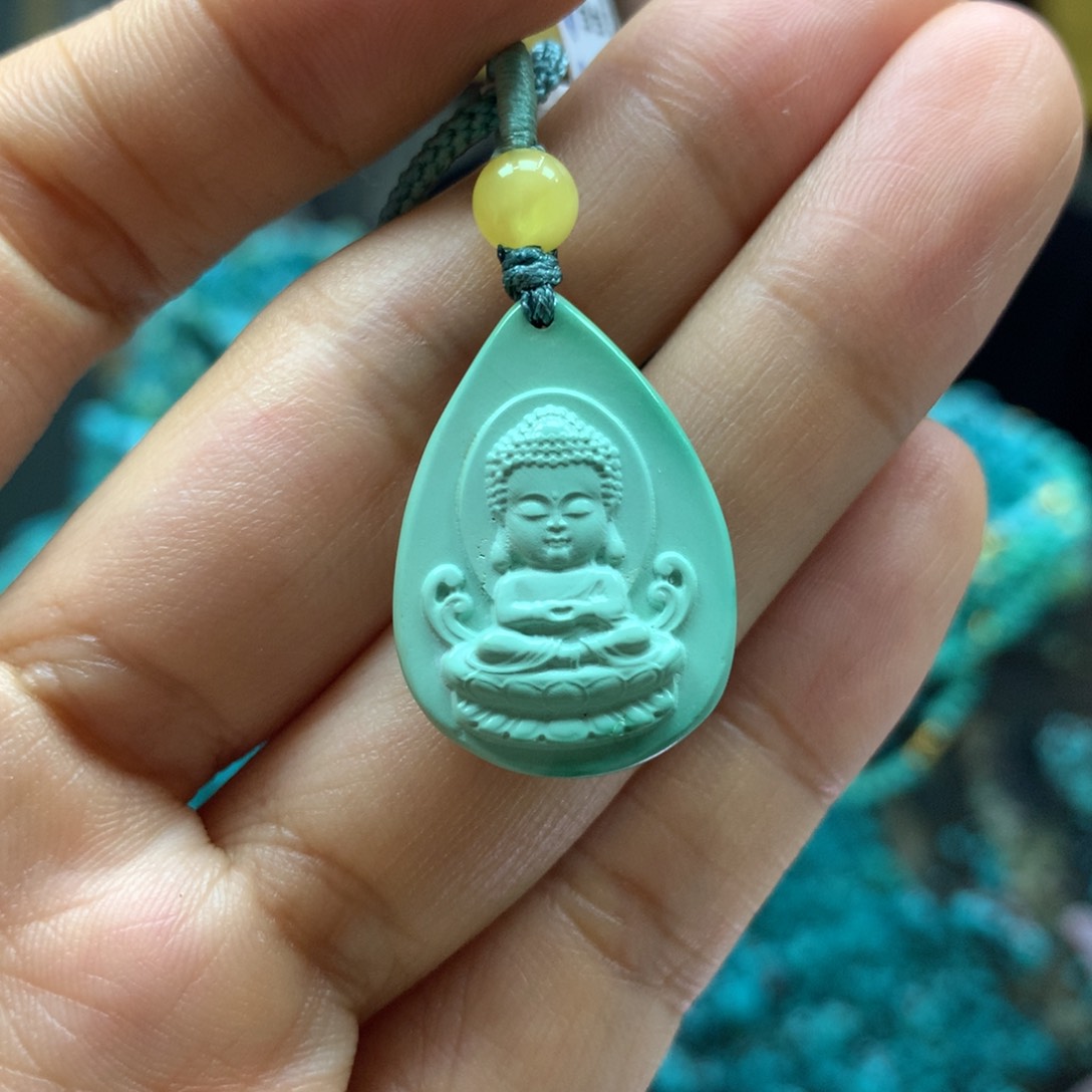 绿松石吊坠未镶嵌