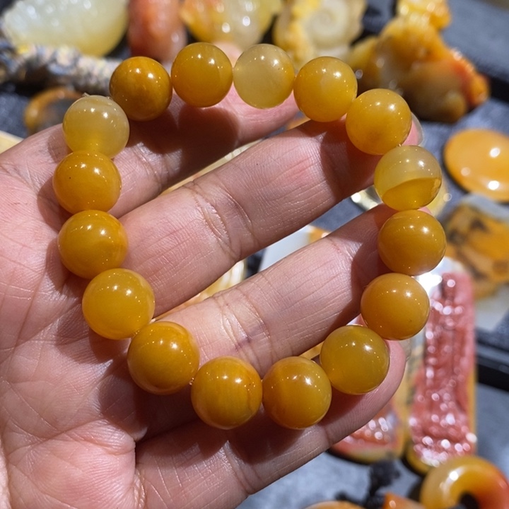 石英质玉（黄龙玉）未镶嵌挂件