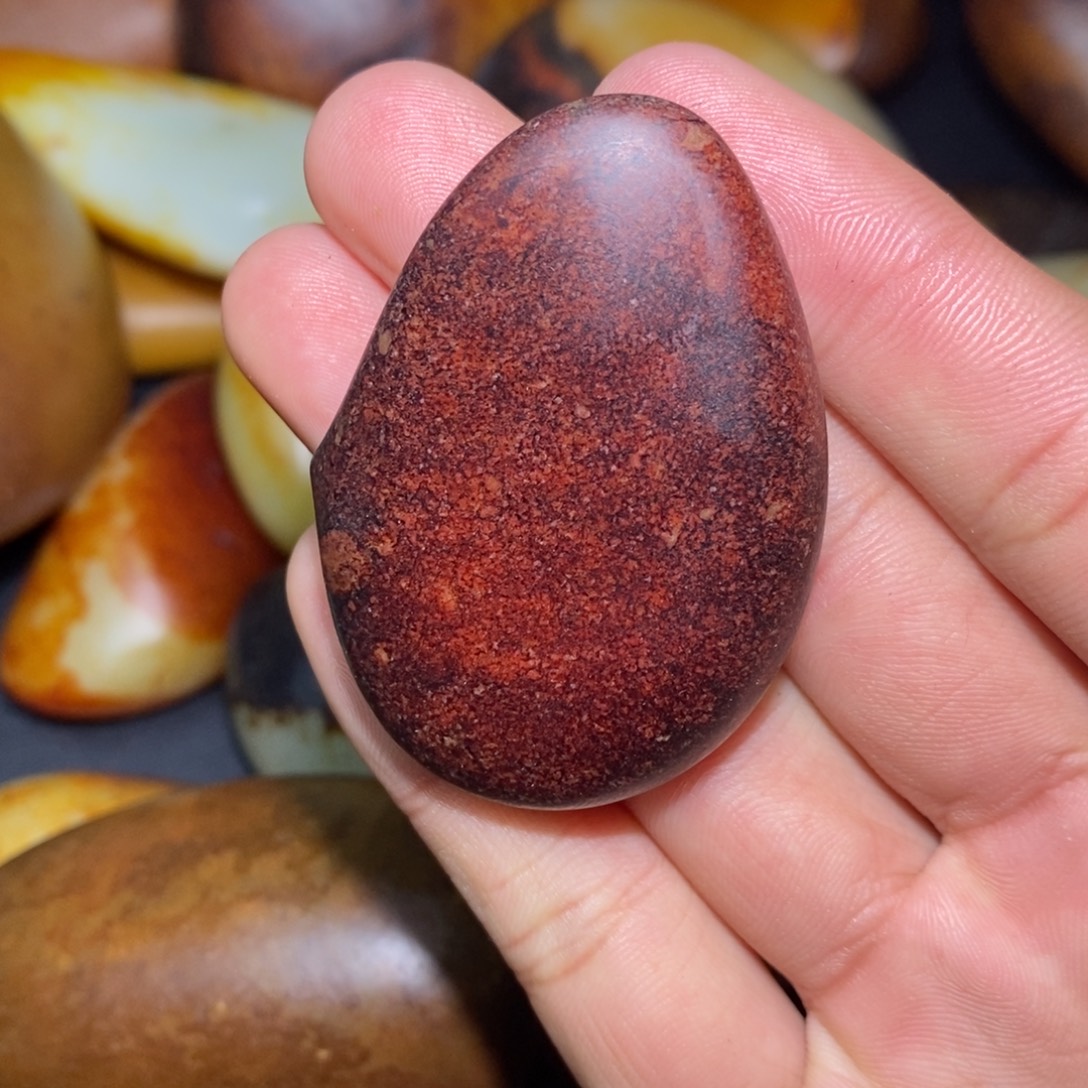 和田玉未镶嵌珠宝奇石