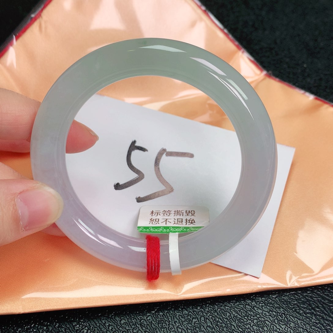 翡翠手镯未镶嵌55圆