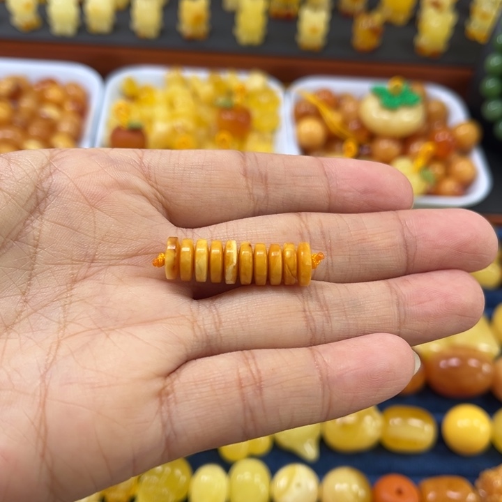 琥珀未镶嵌裸石8大加老蜡隔片一组精工微瑕