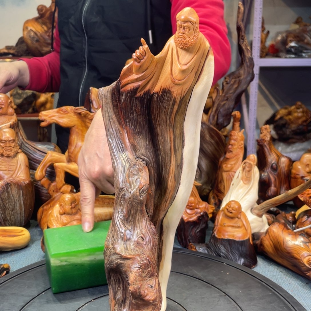 柏木（崖柏）。。。。。。。