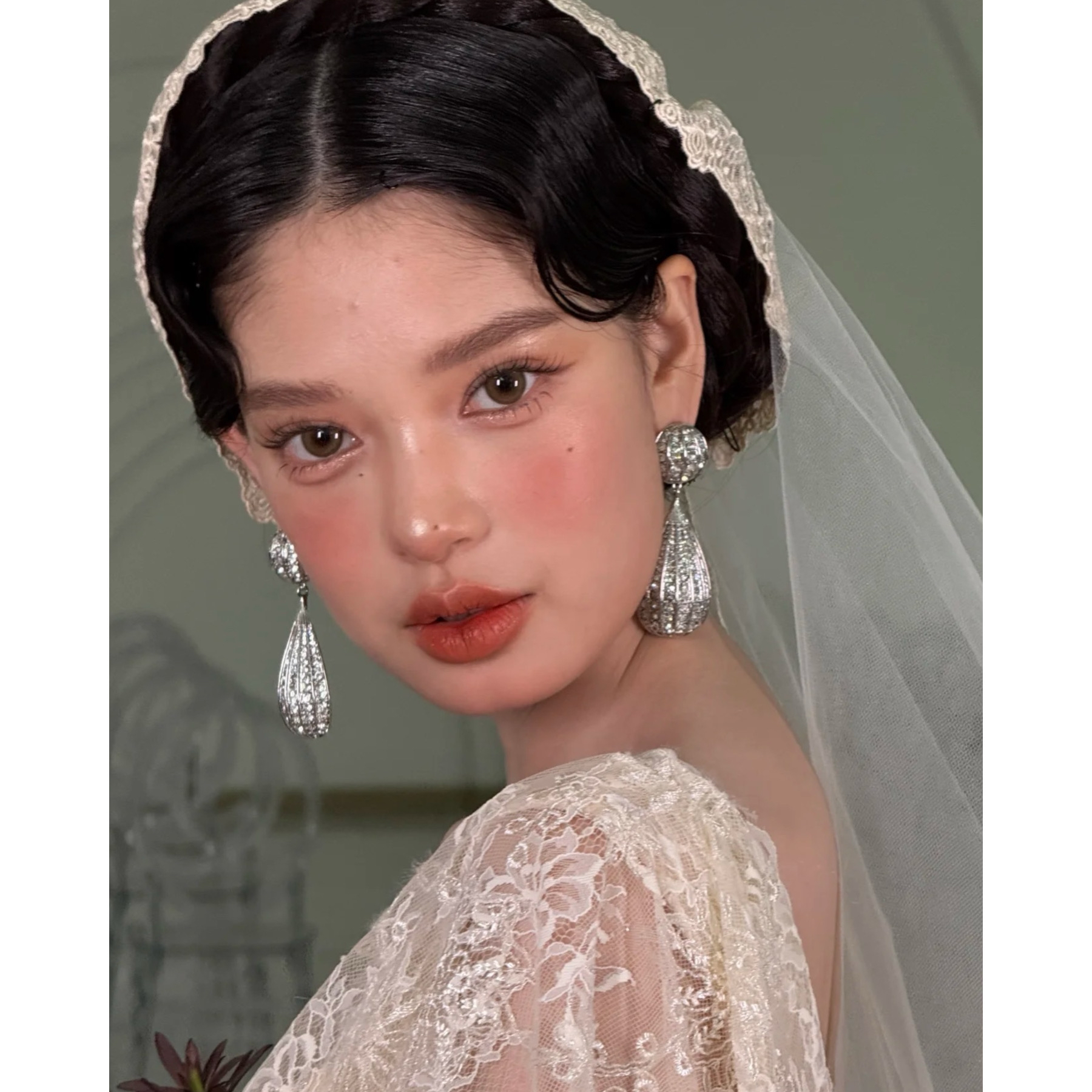 小南一 ｜向南造型 同款法式少女重工全镶钻耳环