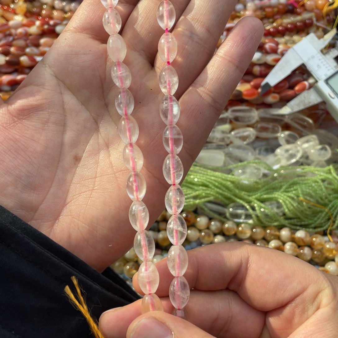 玛瑙/玉髓珠宝半成品未镶嵌一条装8*12透体粉晶枣珠