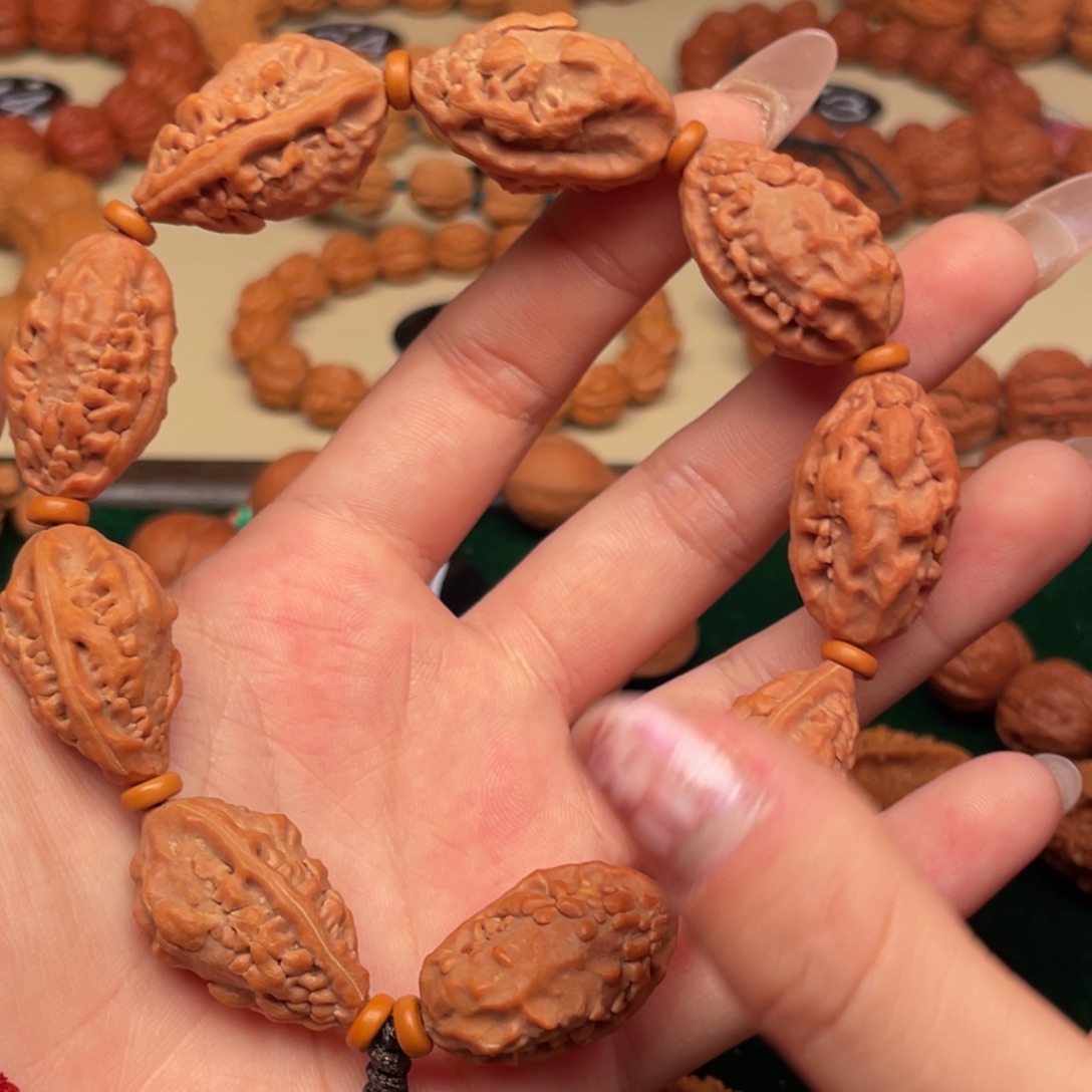 *****文玩核桃吊坠麒麟