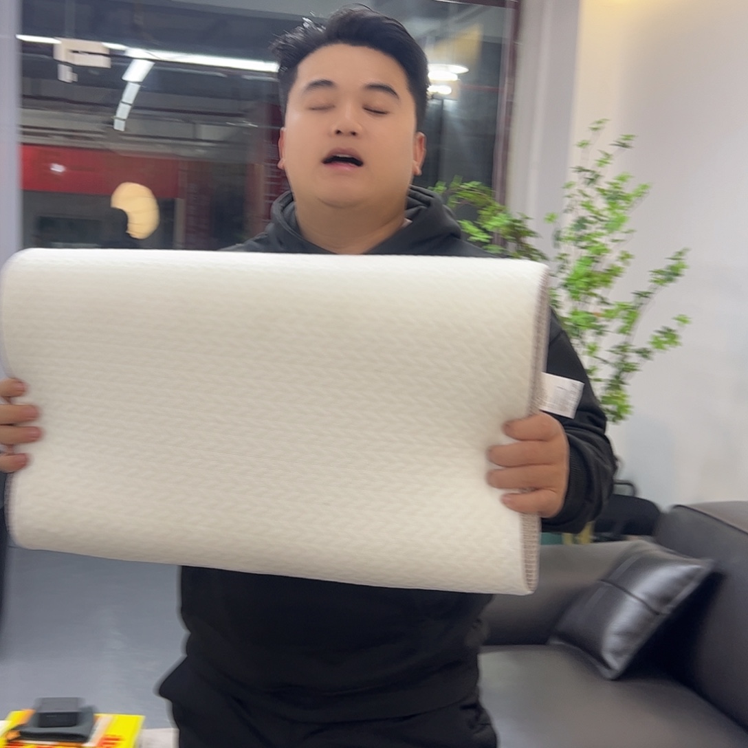 乳胶95%以上太空乳胶记忆枕