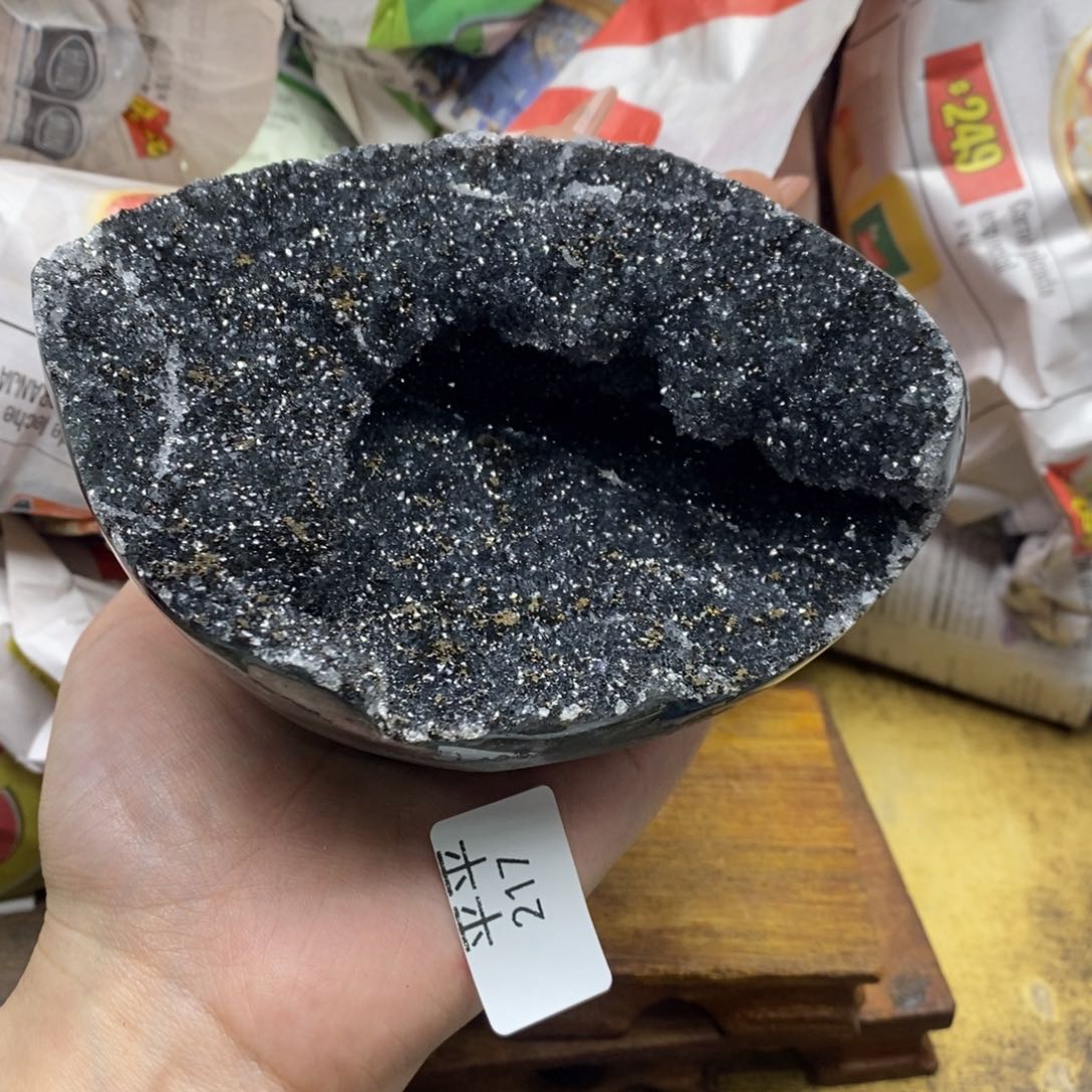 紫晶乌拉圭未镶嵌