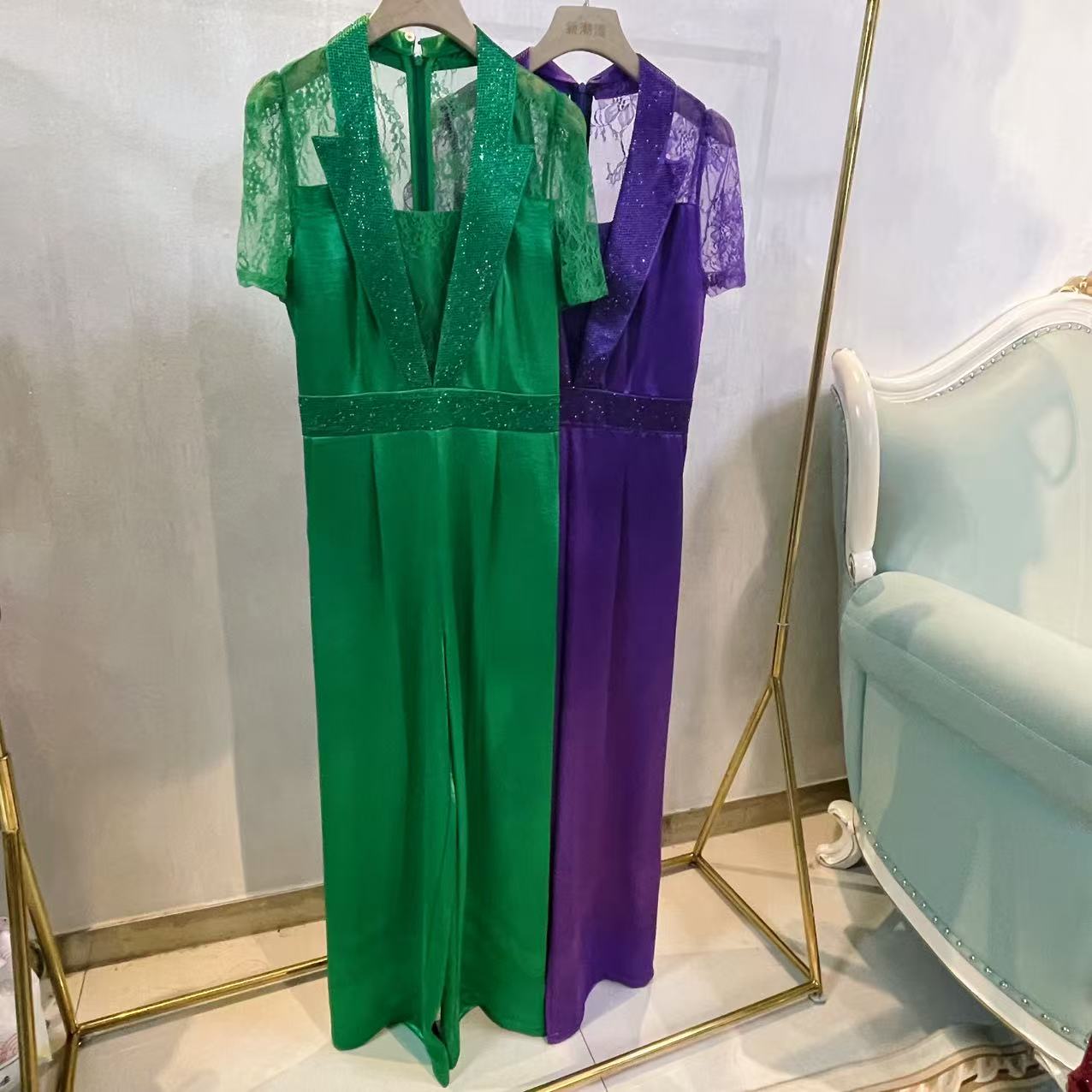 【漫老板】529微残掉钻介意慎拍/不退换连体裤