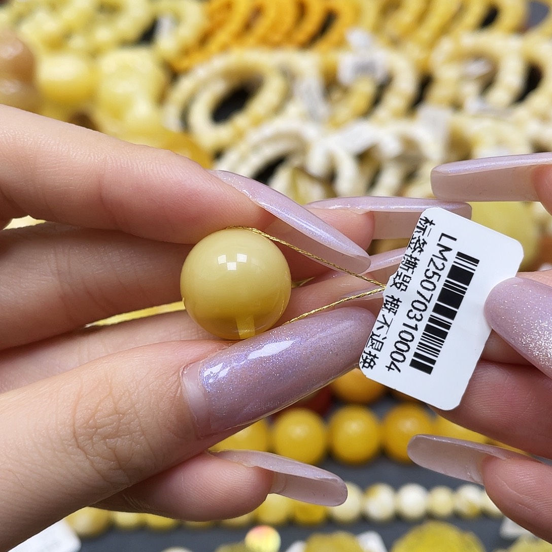 琥珀未镶嵌裸石圆珠15.2mm