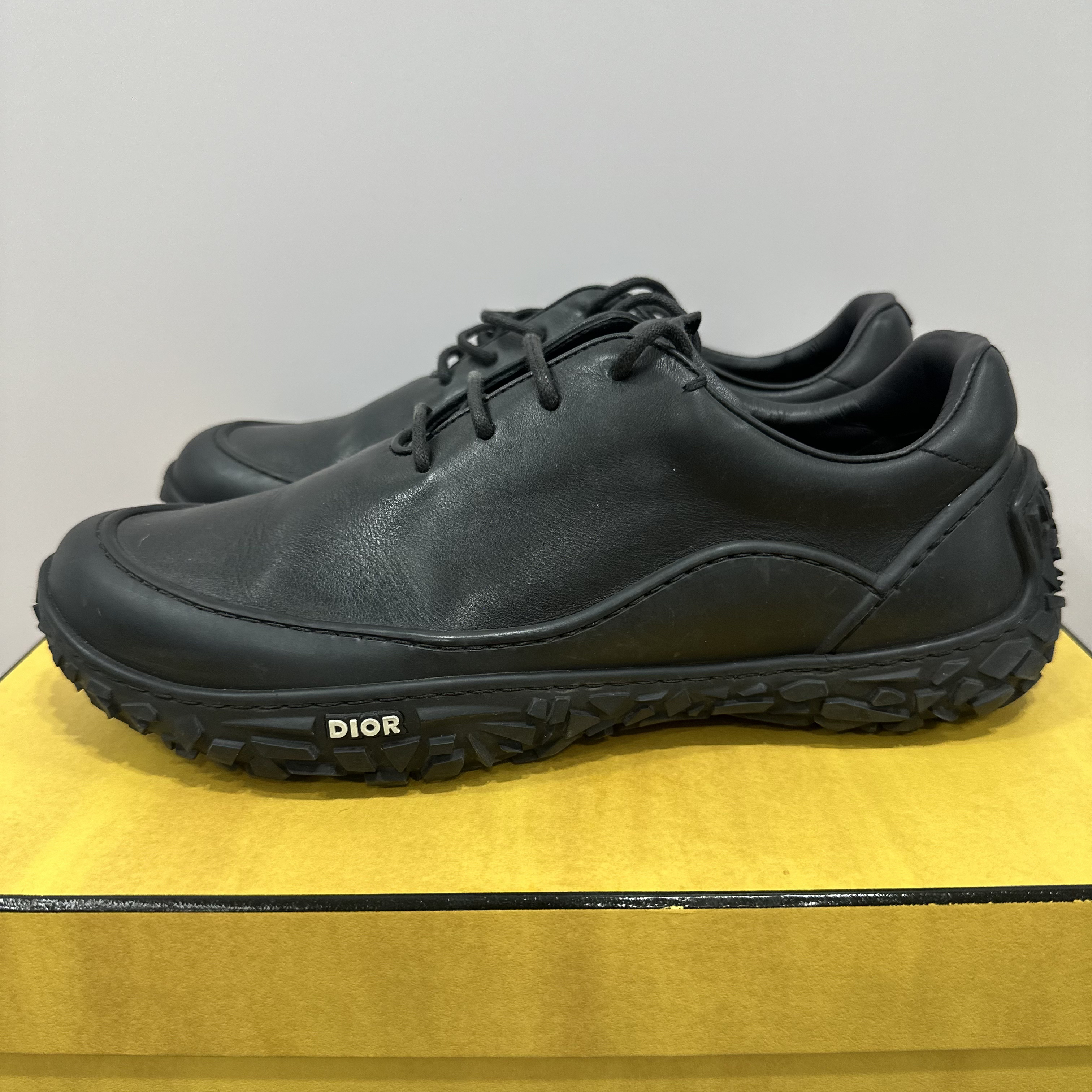 95新 DIOR/迪奥 41码 B27 黑色 低帮休闲鞋F0047
