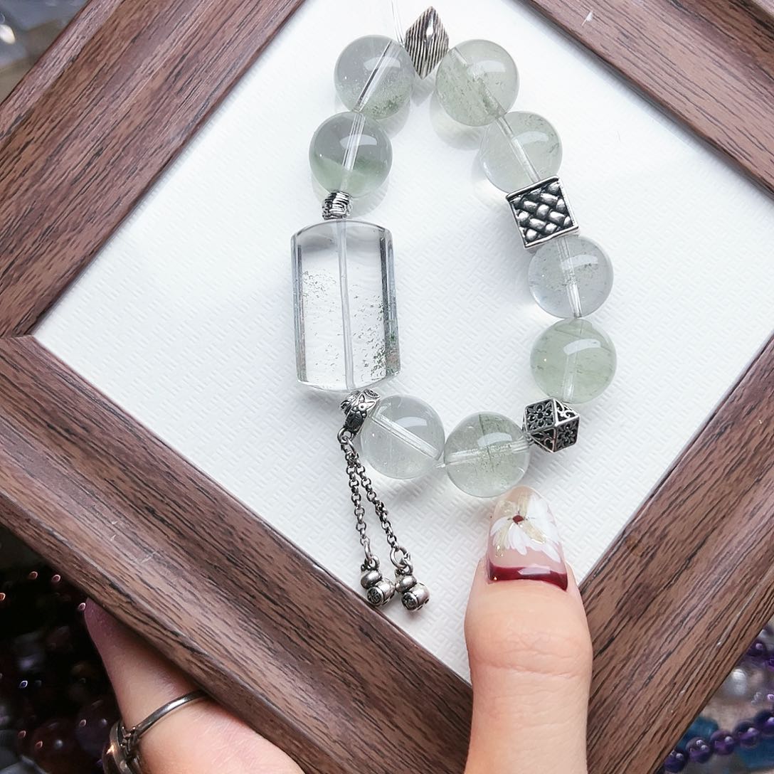 水晶手链未镶嵌绿幽灵平安无事牌