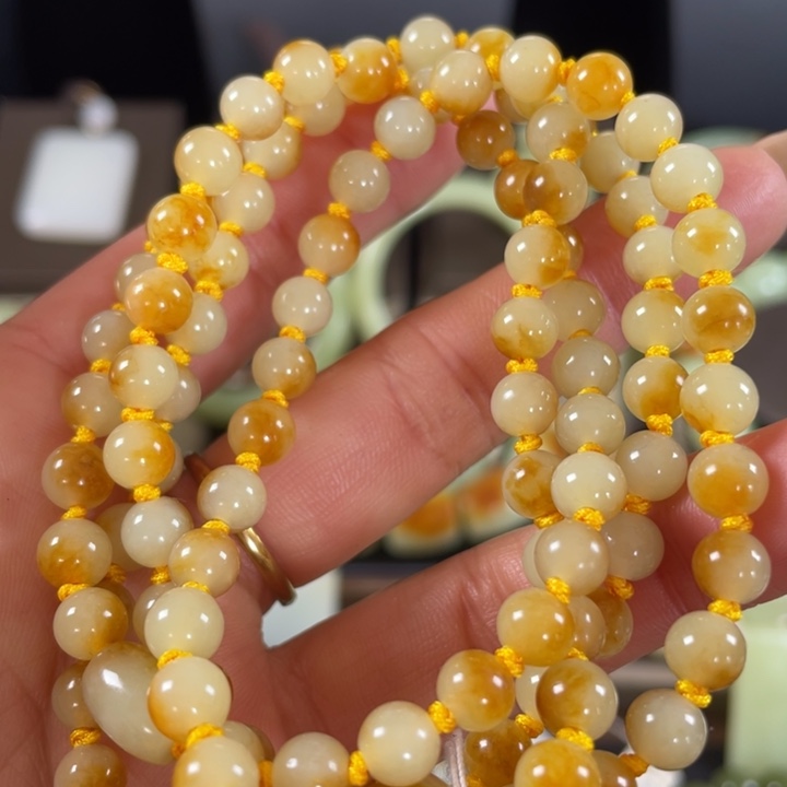 岫岩河磨玉（透闪石质玉）未镶嵌项链