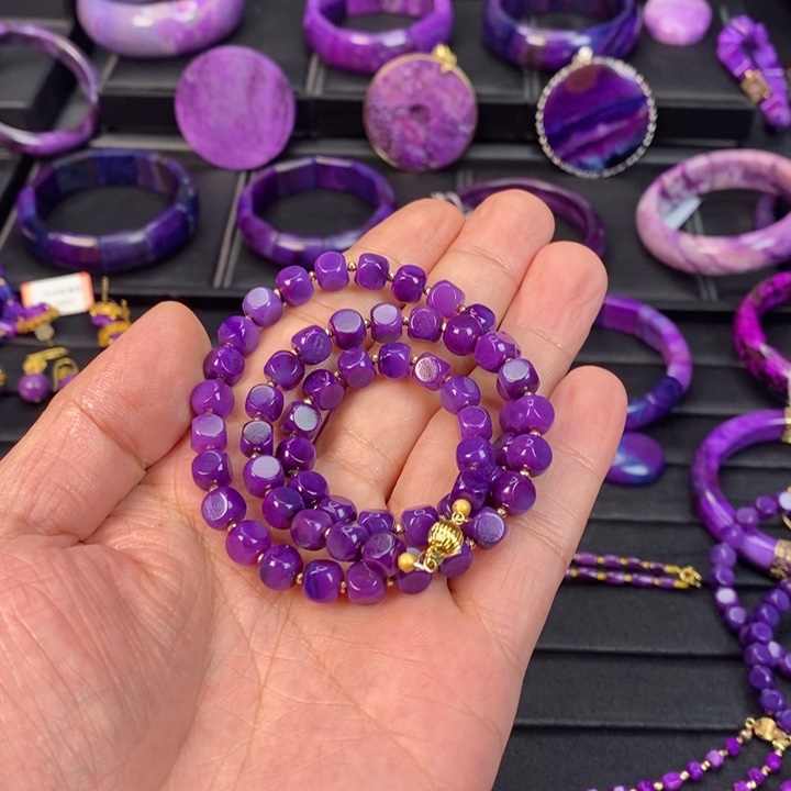 苏纪石（舒俱来）项链18K金镶嵌淡***香