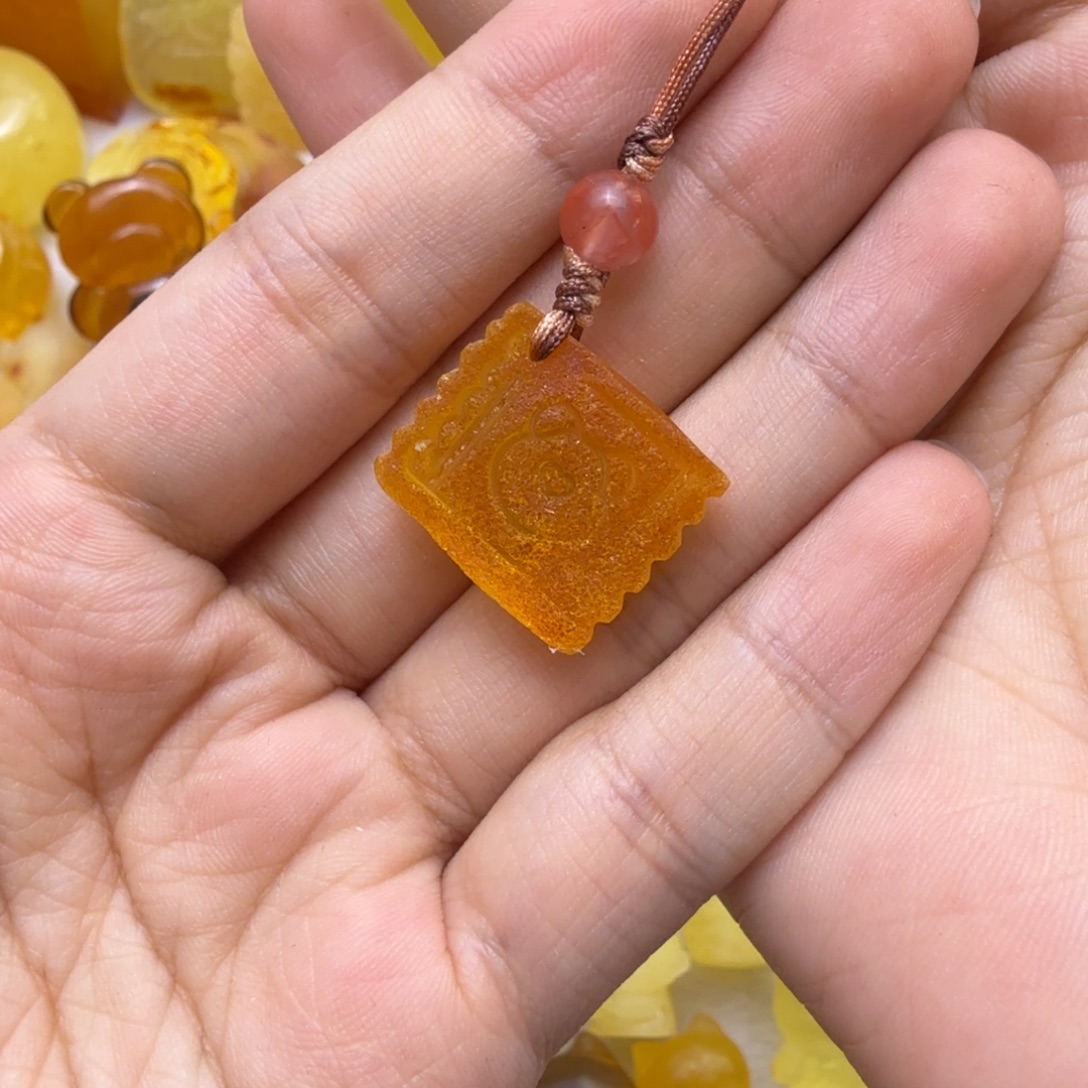 蜜蜡未镶嵌珠宝奇石