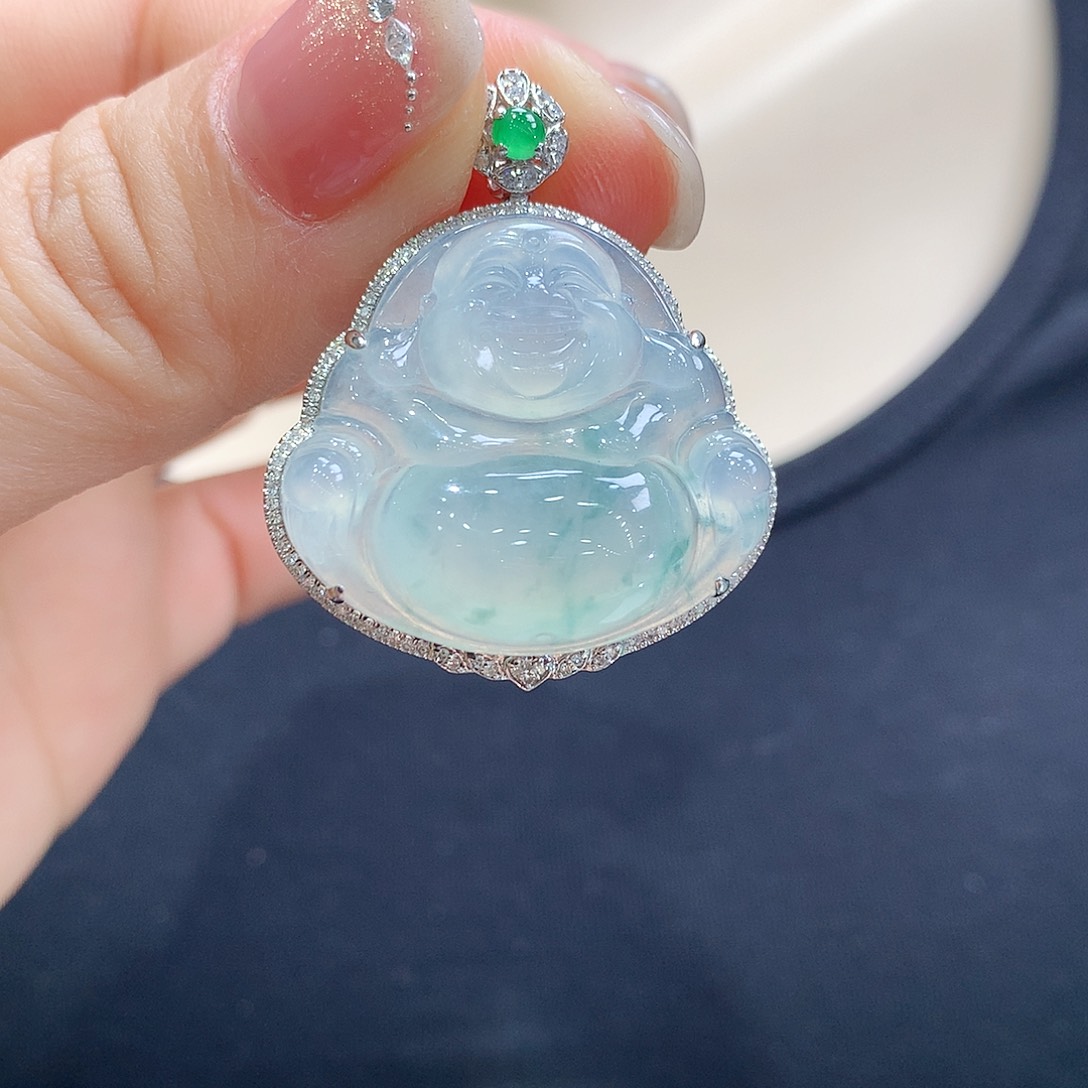 翡翠颈饰18K金镶嵌佛公