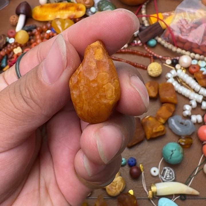 *****南红玛瑙未镶嵌颈饰